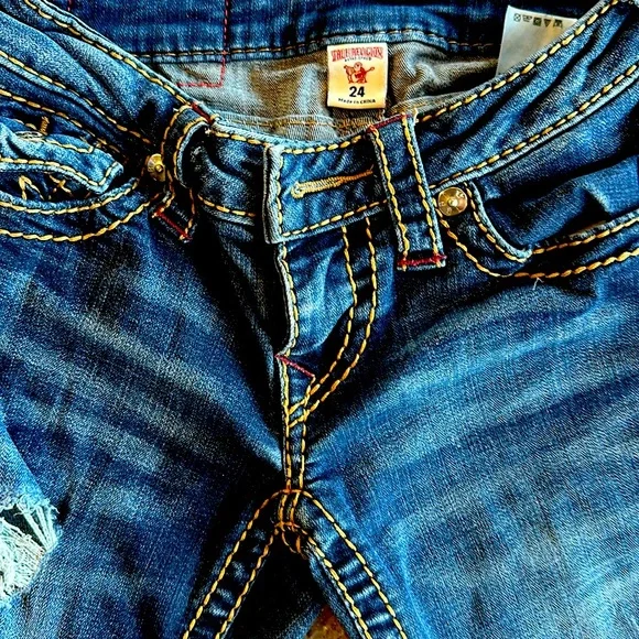 True Religion size 24 skinny jeans. - Picture 4 of 4